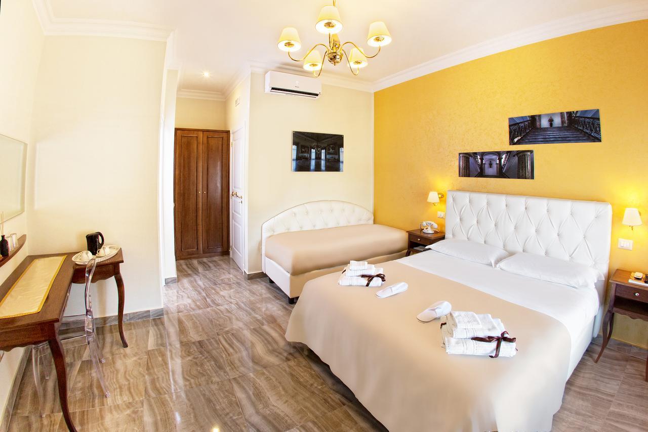 Neapolitantrips Hotel Экстерьер фото