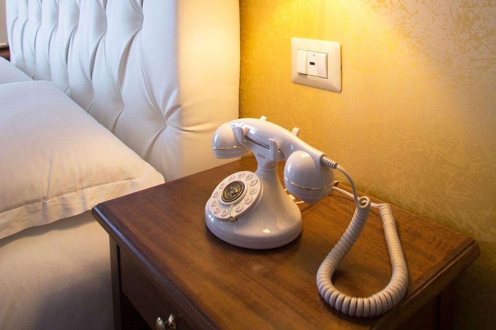 Neapolitantrips Hotel Экстерьер фото