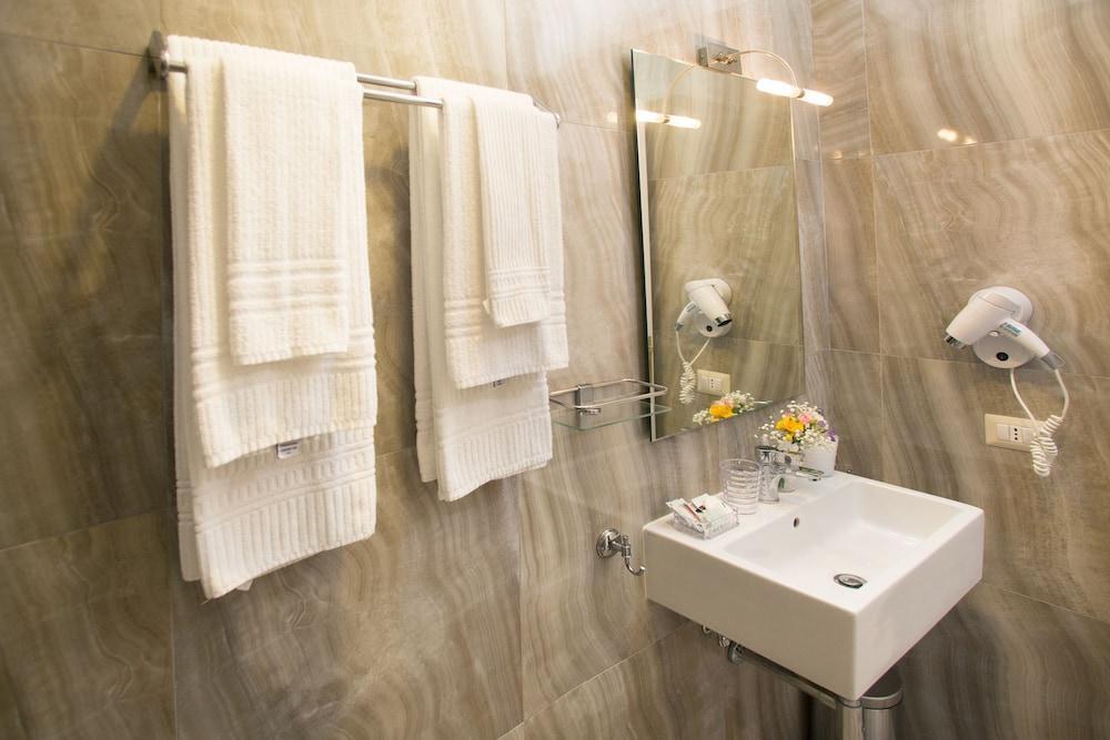 Neapolitantrips Hotel Экстерьер фото